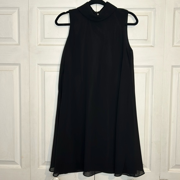 Size 6 ‘Little Black Dress’ - Picture 1 of 8